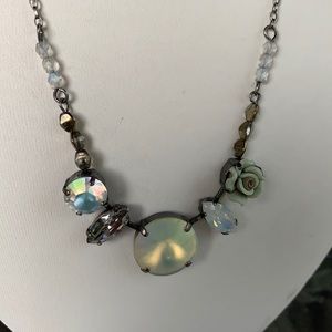 Sabika necklace with two pair of earrings